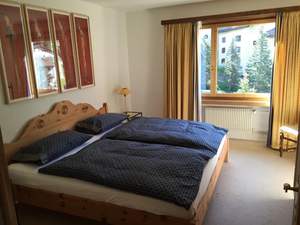 Apartments Chesa Guardaval room 3